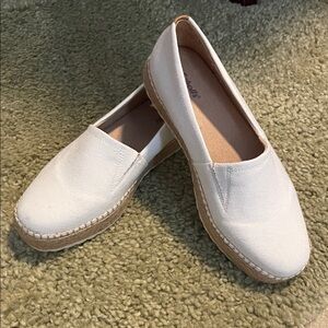 Dr. Scholl's Cream Espadrille Flats